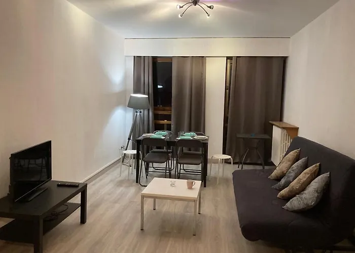 Daire F3 Au Coeur Du Centre De *